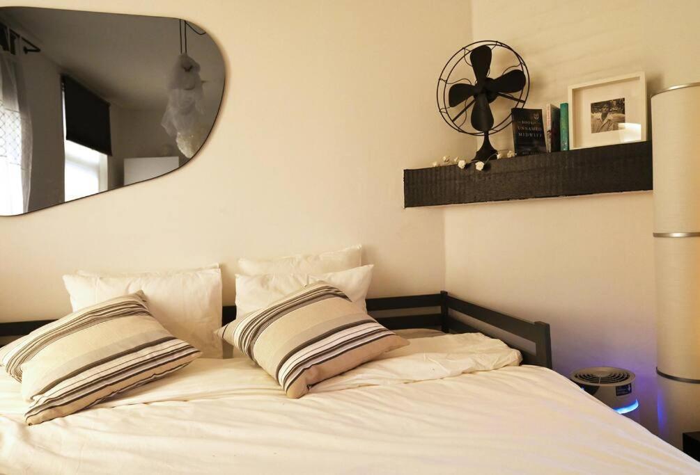 Stylish Duplex In The Heart Of Brussels Centre Bruxelas Exterior foto